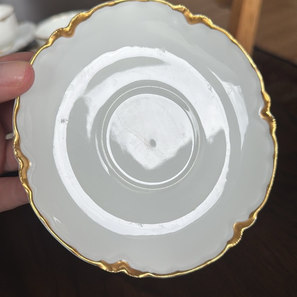 Haviland Limoges Set of 7 Teacups and Saucers - Picture 5 of 6